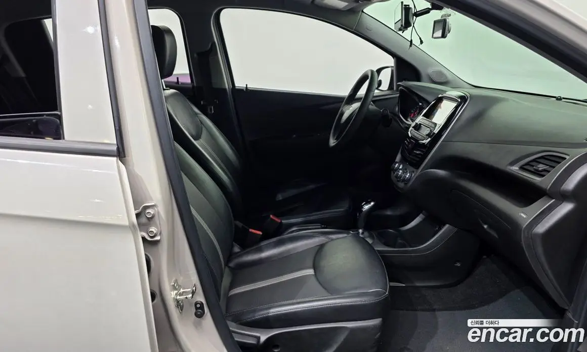 Chevrolet Spark 2018 1.0 автомат (гидро), фото 17