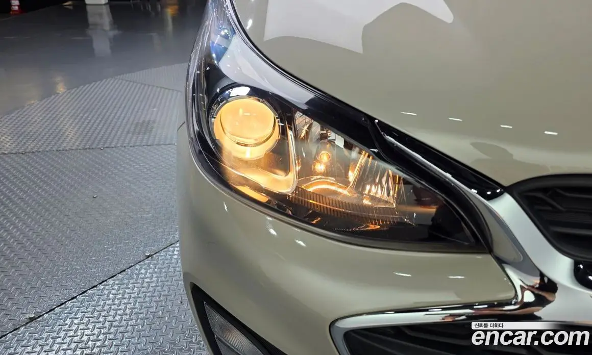 Chevrolet Spark 2018 1.0 автомат (гидро), фото 8
