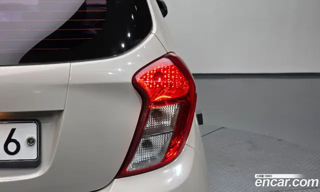 Chevrolet Spark 2018 1.0 автомат (гидро), миниатюра 9