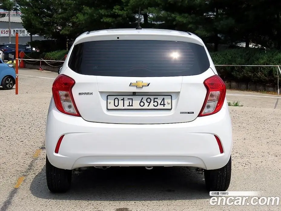 Chevrolet Spark 2019 1.0 автомат (гидро), фото 4