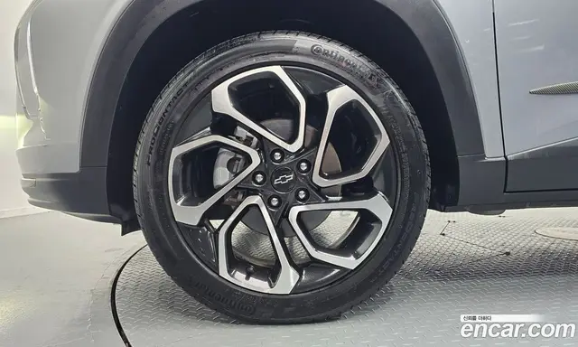 Chevrolet Trax 2023 1.2 автомат (гидро), миниатюра 5