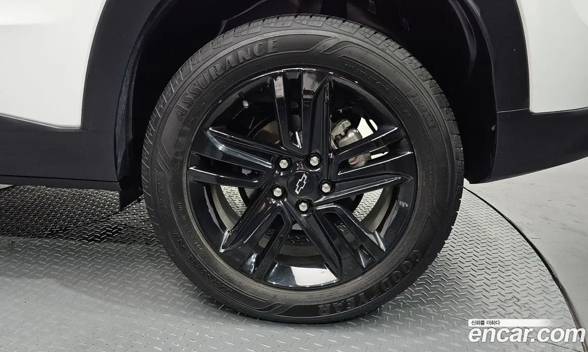 Chevrolet Trax 2023 1.2 автомат (гидро), фото 6