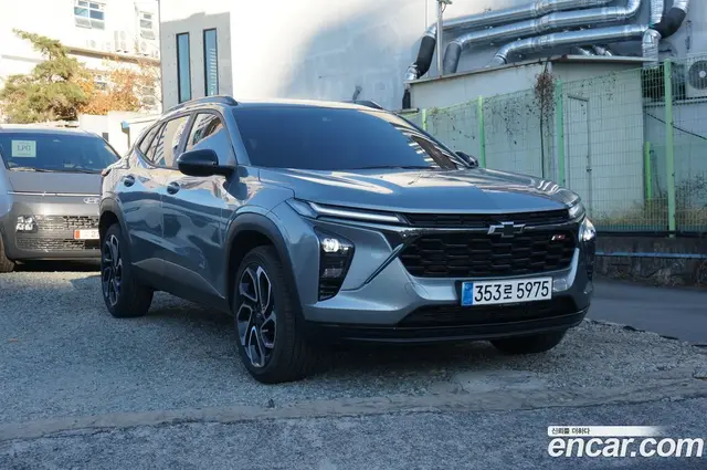 Chevrolet Trax 2024 1.2 автомат (гидро), миниатюра 3