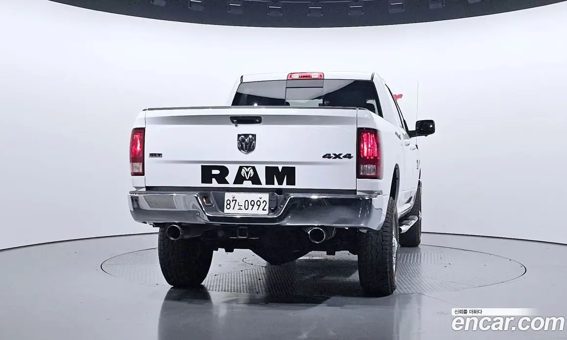 Dodge Ram Pick Up 2017 5.6 автомат (гидро), фото 3