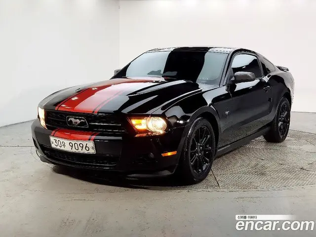 Ford Mustang 2012 3.7 автомат (гидро), миниатюра 3
