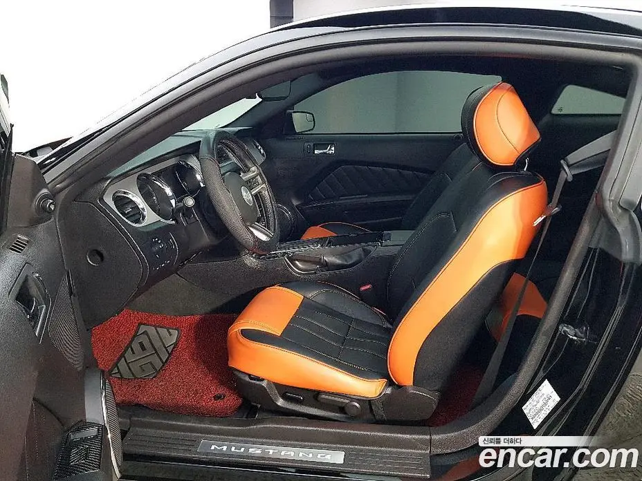 Ford Mustang 2012 3.7 автомат (гидро), фото 7