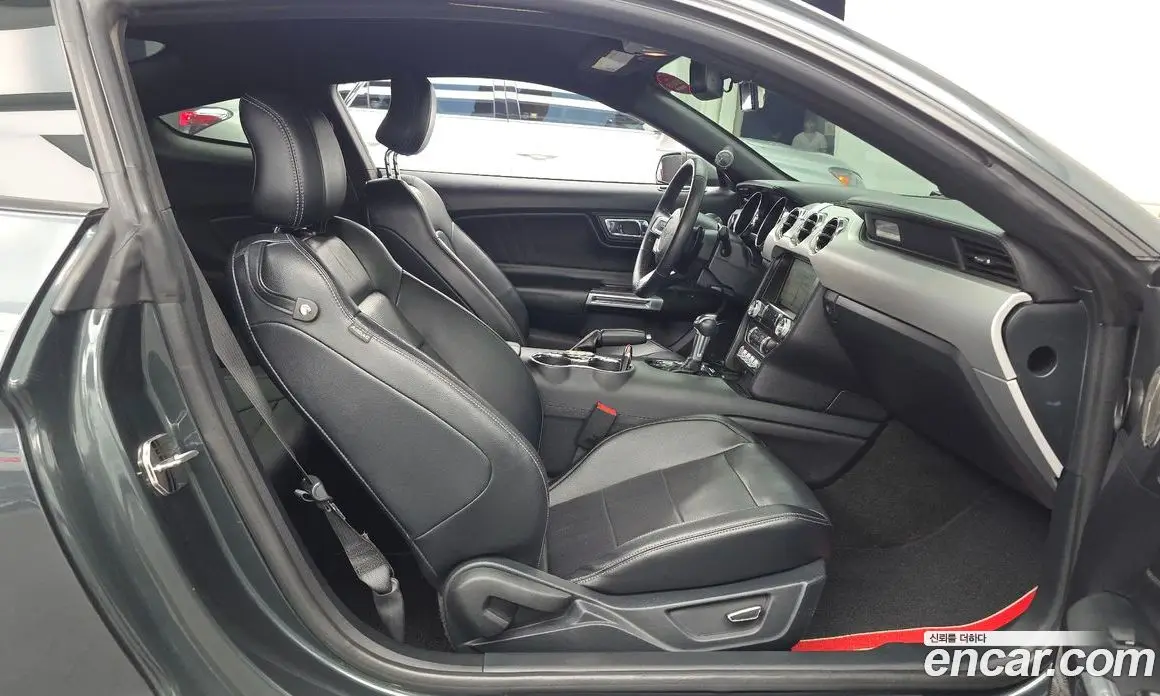 Ford Mustang 2015 5.0 автомат (гидро), фото 11