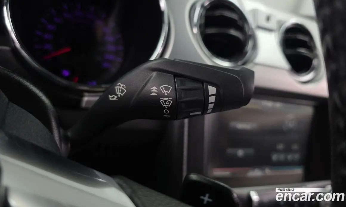 Ford Mustang 2015 5.0 автомат (гидро), фото 19