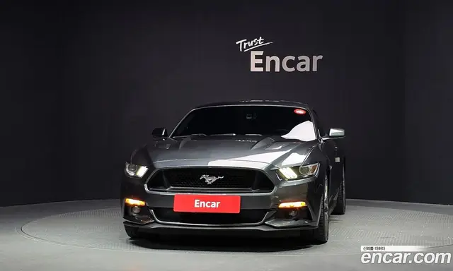 Ford Mustang 2015 5.0 автомат (гидро), миниатюра 3
