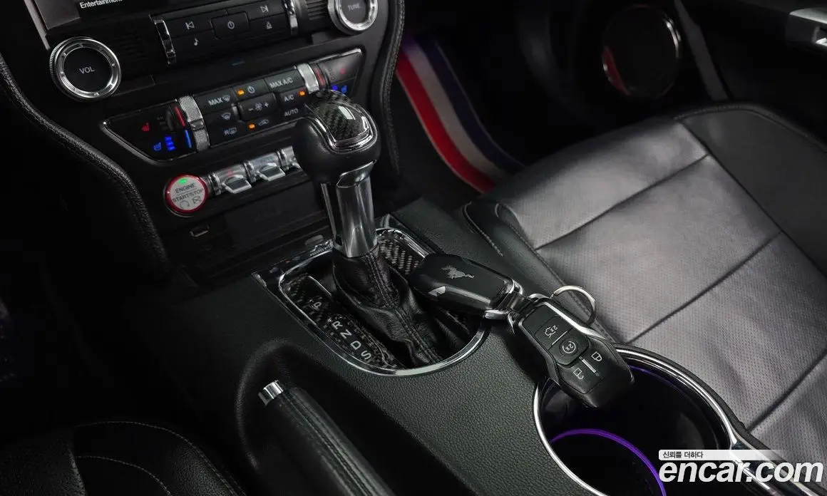 Ford Mustang 2015 5.0 автомат (гидро), фото 9