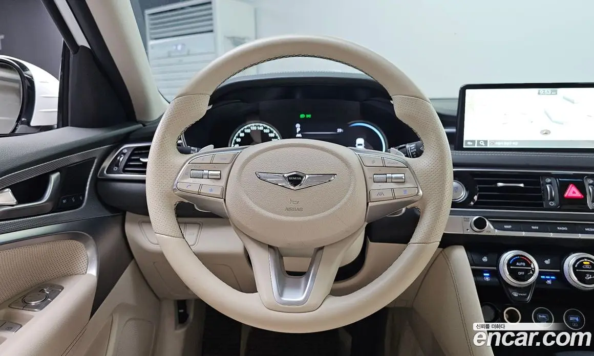 Genesis G70 2023 2.0 автомат (гидро), фото 18