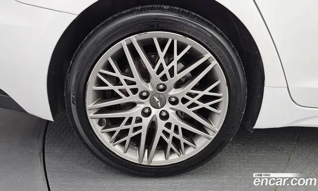 Genesis G70 2023 2.0 автомат (гидро), миниатюра 4