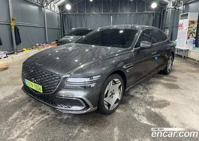 Genesis G80 2025 0.1 автомат (гидро), миниатюра 2