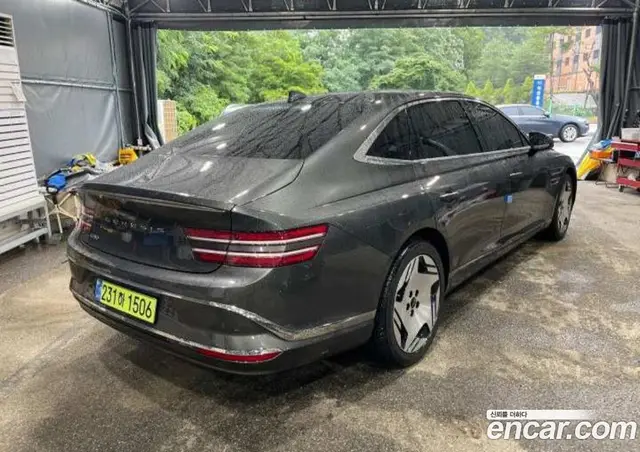Genesis G80 2025 0.1 автомат (гидро), миниатюра 6