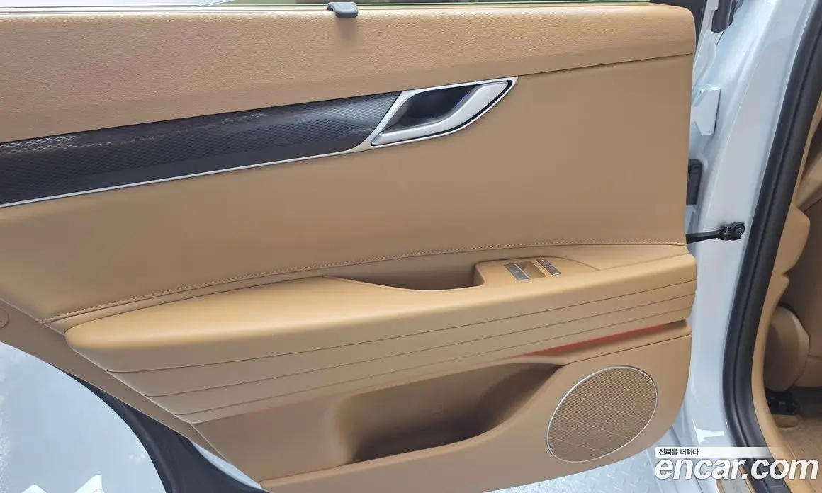 Genesis G80 2026 2.5 автомат (гидро), фото 15