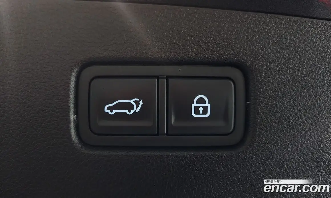 Genesis GV70 2021 2.5 автомат (гидро), фото 20 Genesis GV70 2021 2.5 автомат (гидро), фото 20