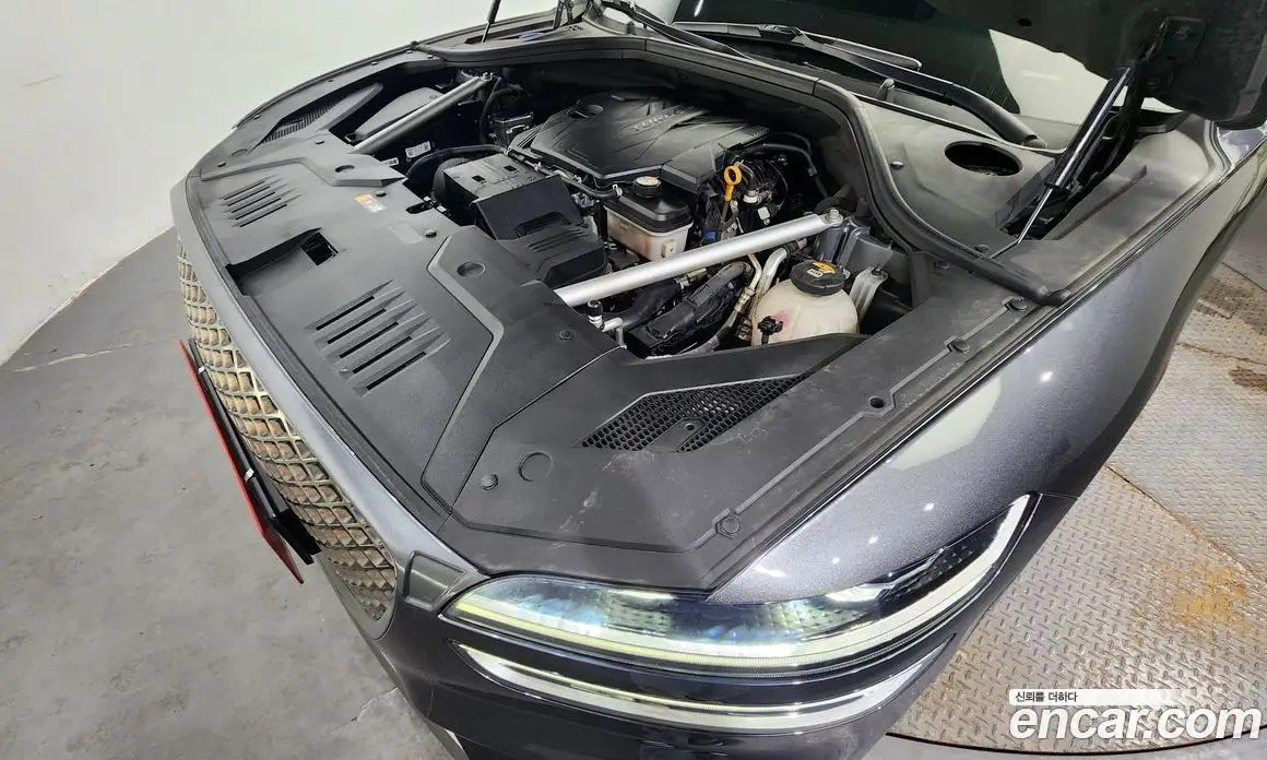 Genesis GV70 2021 2.5 автомат (гидро), фото 6 Genesis GV70 2021 2.5 автомат (гидро), фото 6