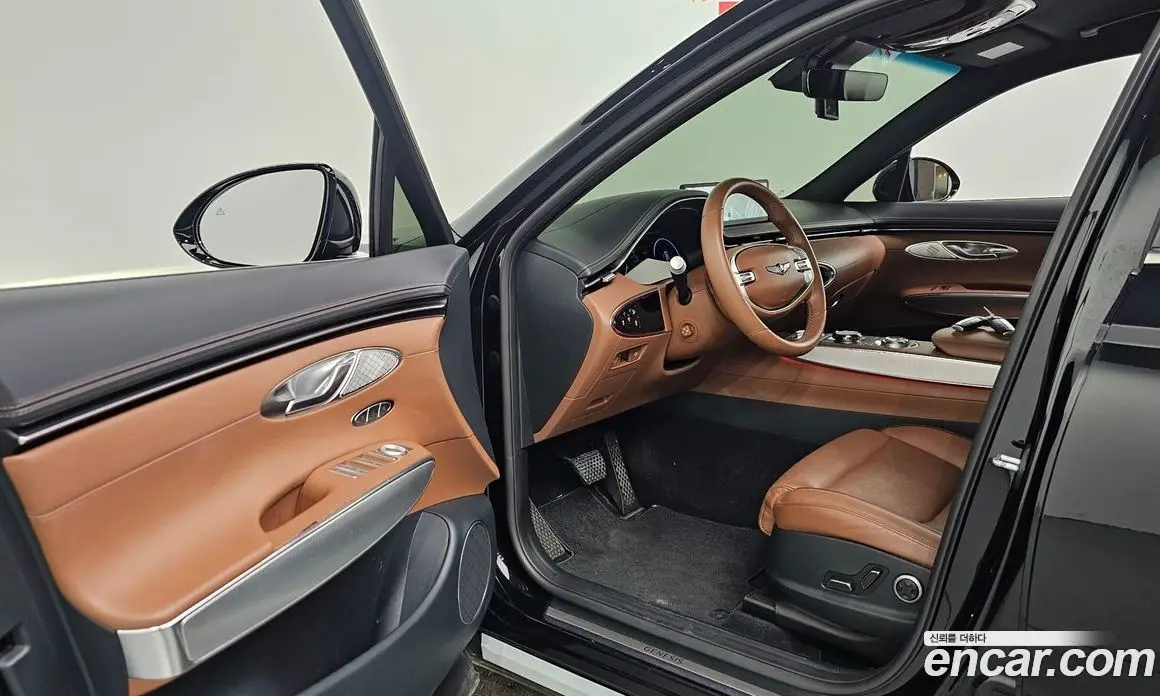 Genesis GV70 2023 2.5 автомат (гидро), фото 12