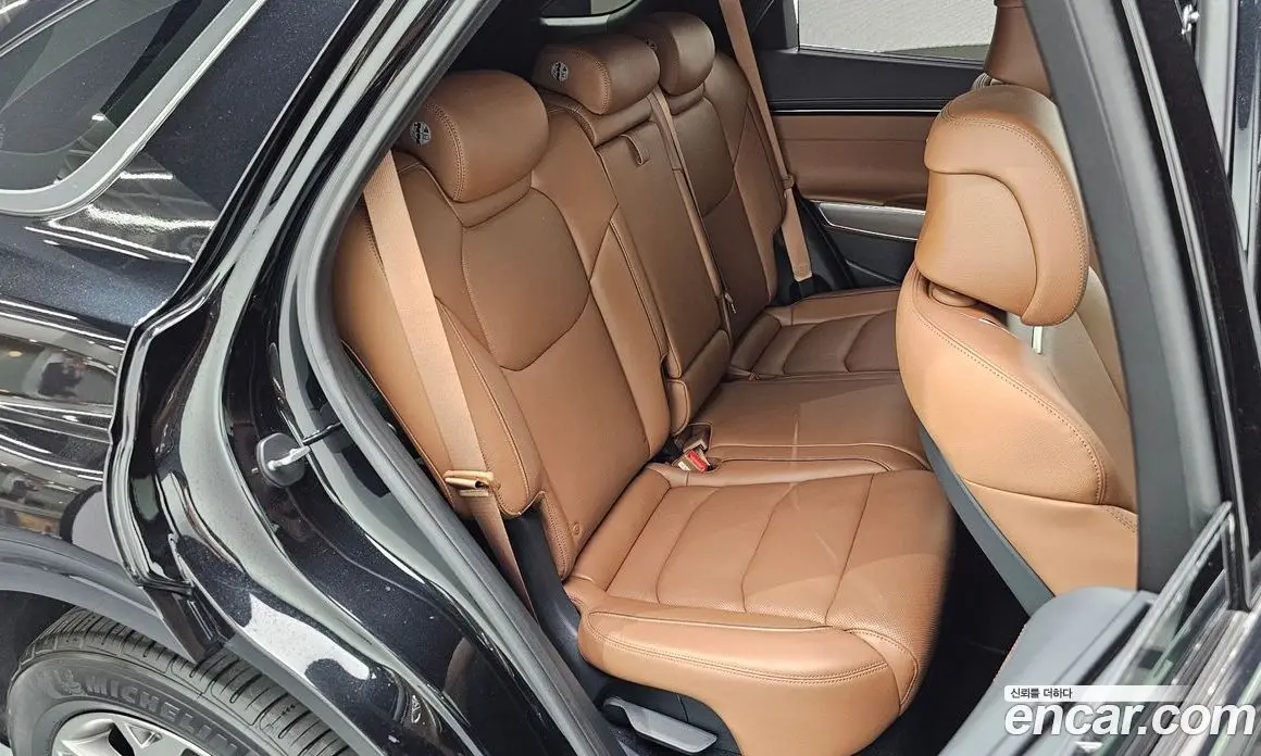 Genesis GV70 2023 2.5 автомат (гидро), фото 15