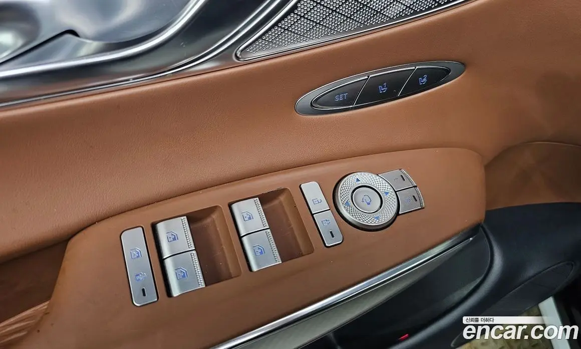 Genesis GV70 2023 2.5 автомат (гидро), фото 27