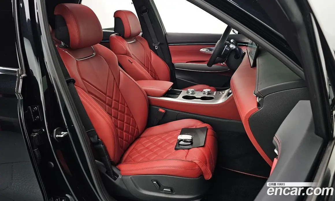 Genesis GV70 2024 2.5 автомат (гидро), фото 16
