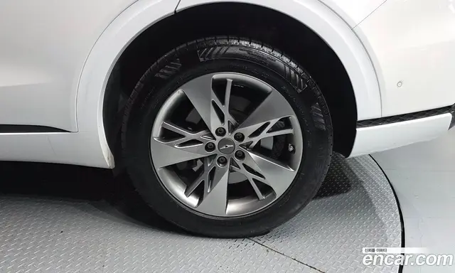 Genesis GV70 2024 2.5 автомат (гидро), миниатюра 7