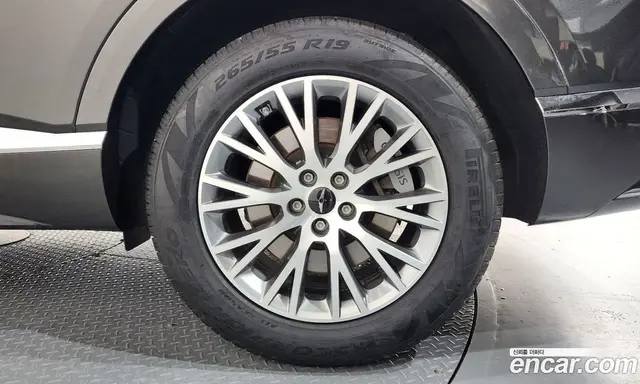 Genesis GV80 2024 2.5 автомат (гидро), миниатюра 7