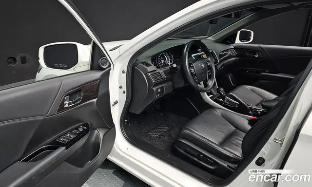 Honda Accord 2016 2.4 автомат (гидро), миниатюра 11