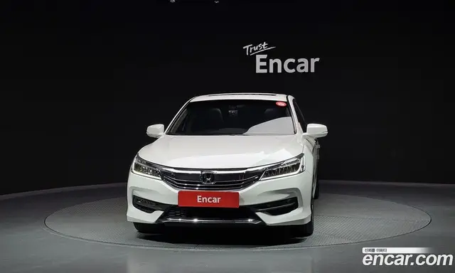 Honda Accord 2016 2.4 автомат (гидро), миниатюра 3