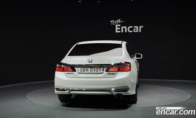 Honda Accord 2016 2.4 автомат (гидро), миниатюра 4