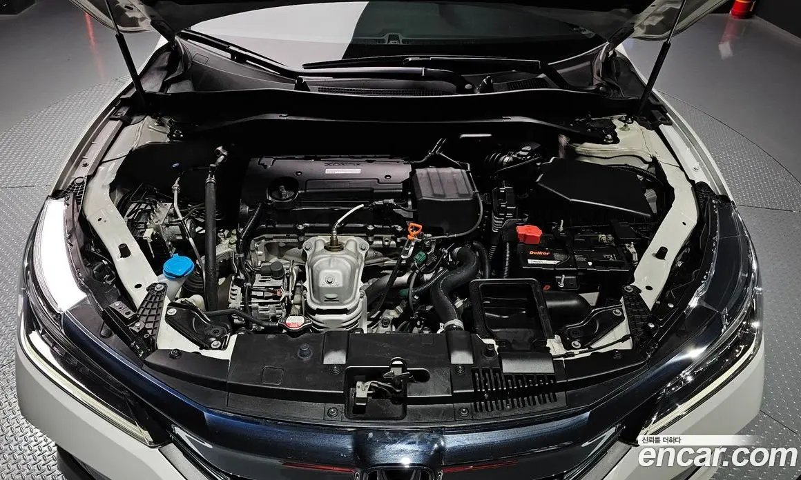 Honda Accord 2016 2.4 автомат (гидро), фото 6