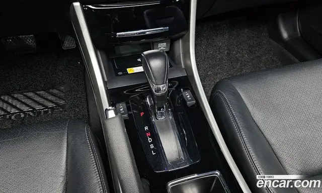 Honda Accord 2016 2.4 автомат (гидро), миниатюра 9