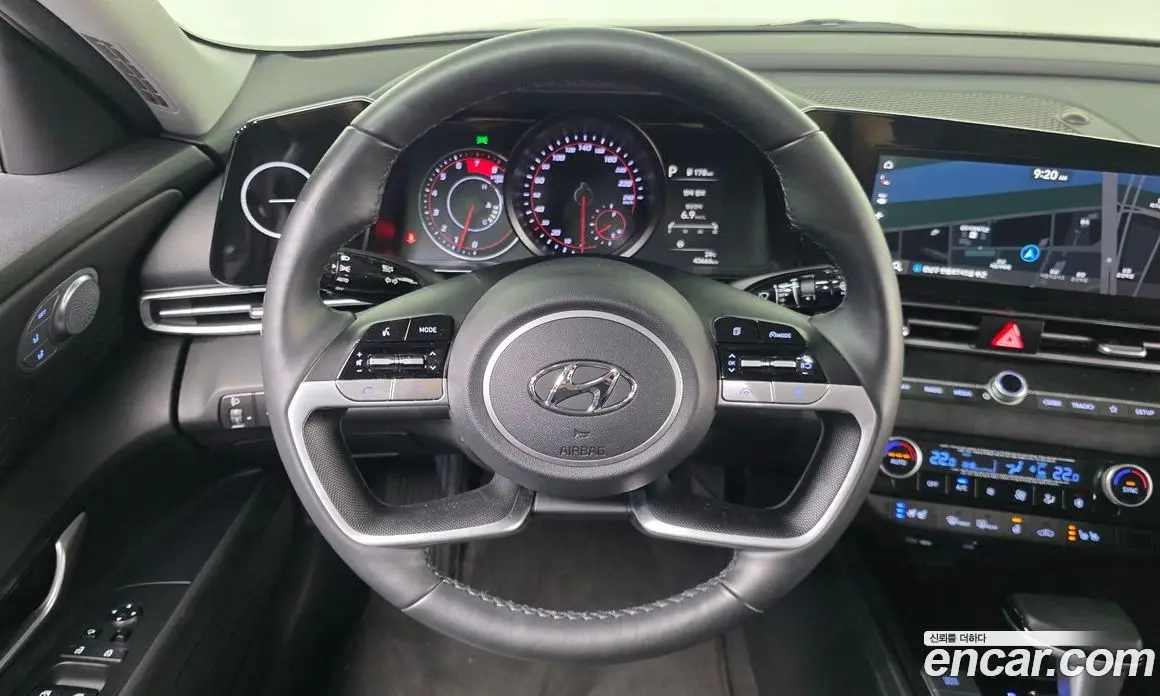 Hyundai Avante 2021 1.6 автомат (гидро), фото 13