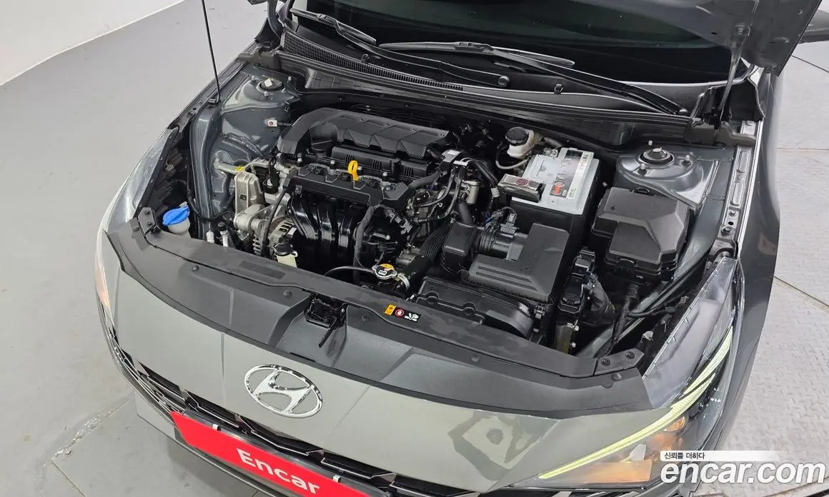 Hyundai Avante 2021 1.6 автомат (гидро), фото 6