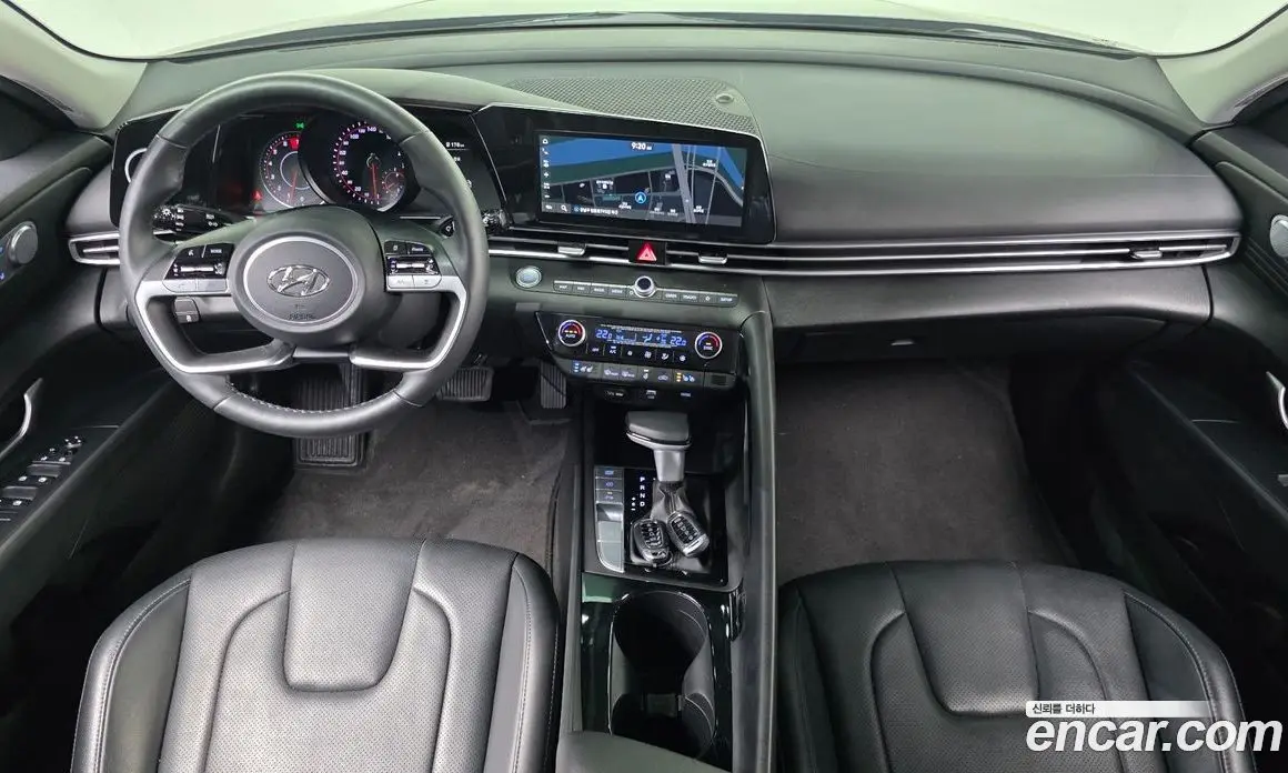 Hyundai Avante 2021 1.6 автомат (гидро), фото 7