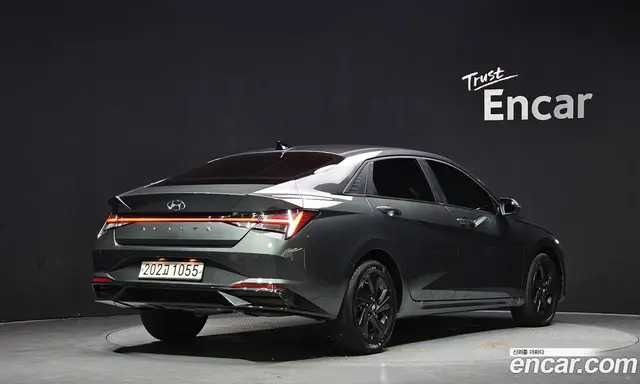 Hyundai Avante 2022 1.6 автомат (гидро), миниатюра 2