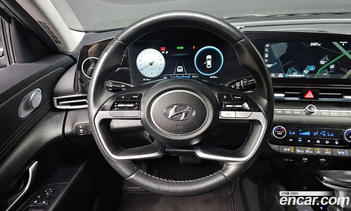 Hyundai Avante 2022 1.6 автомат (гидро), фото 19