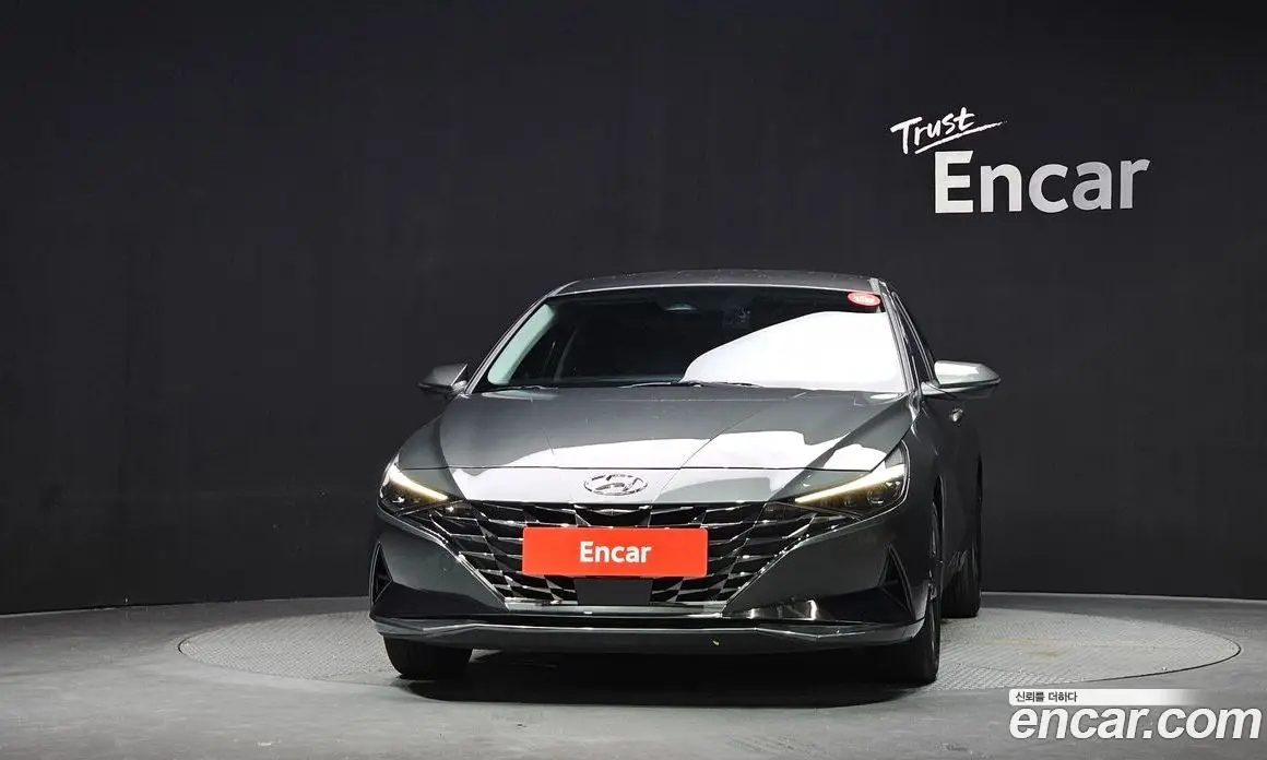 Hyundai Avante 2022 1.6 автомат (гидро), фото 3