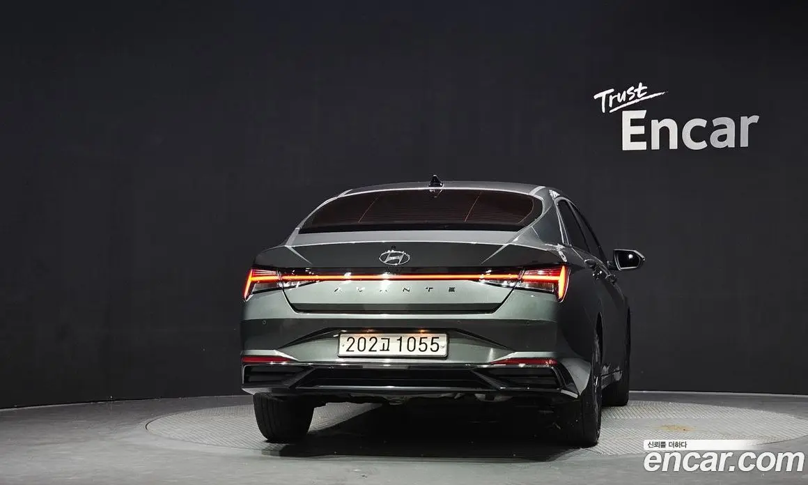 Hyundai Avante 2022 1.6 автомат (гидро), фото 4