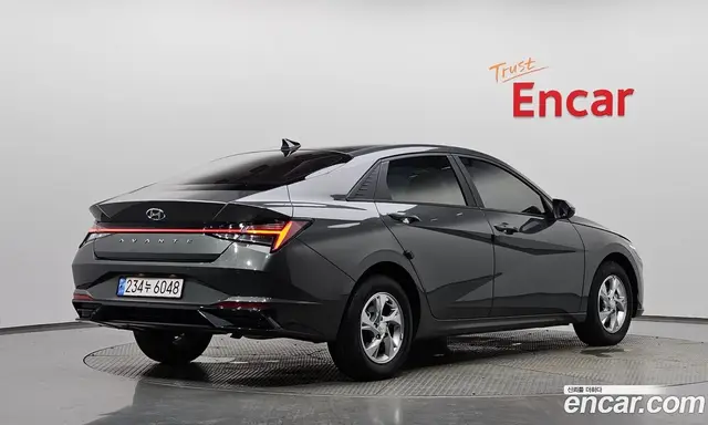 Hyundai Avante 2022 1.6 автомат (гидро), миниатюра 1