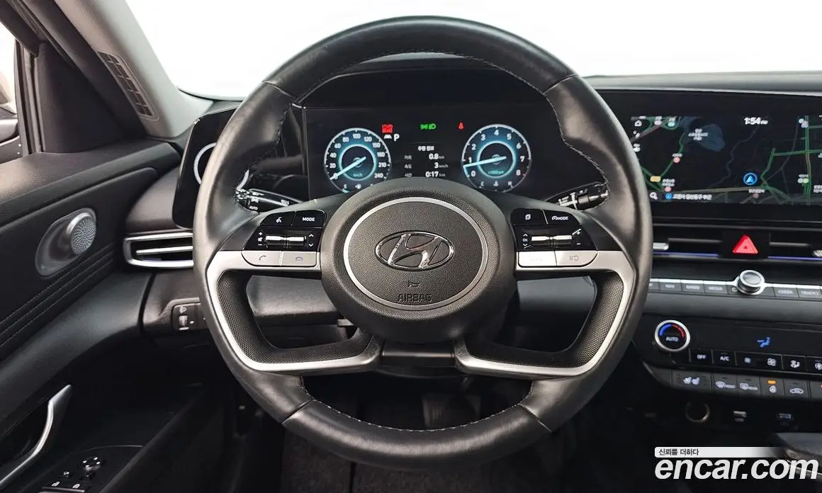 Hyundai Avante 2022 1.6 автомат (гидро), фото 18