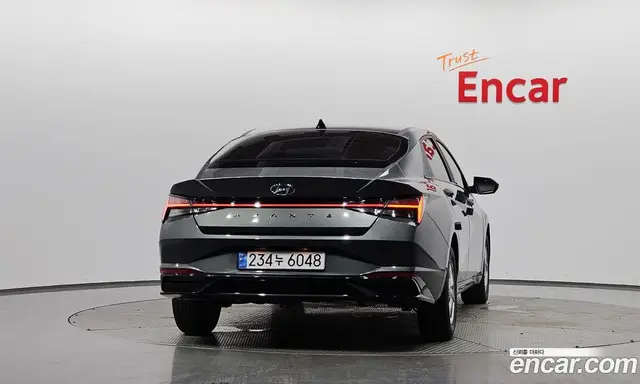 Hyundai Avante 2022 1.6 автомат (гидро), миниатюра 3
