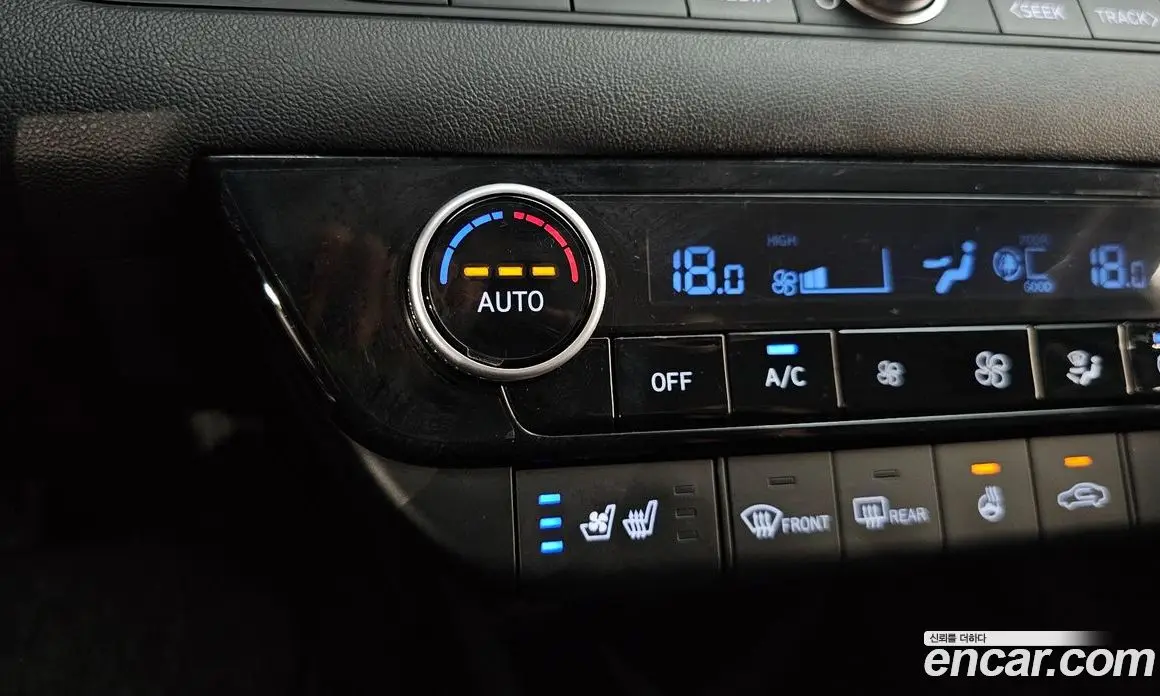 Hyundai Avante 2022 1.6 автомат (гидро), фото 22