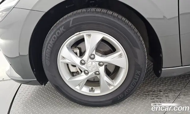 Hyundai Avante 2022 1.6 автомат (гидро), миниатюра 4