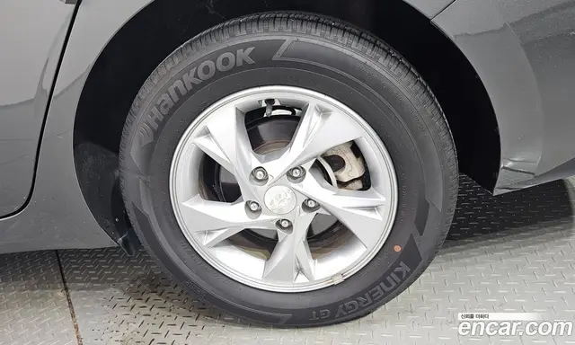 Hyundai Avante 2022 1.6 автомат (гидро), миниатюра 6