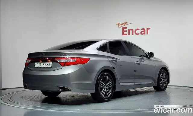 Hyundai Grandeur 2014 2.4 автомат (гидро), миниатюра 2