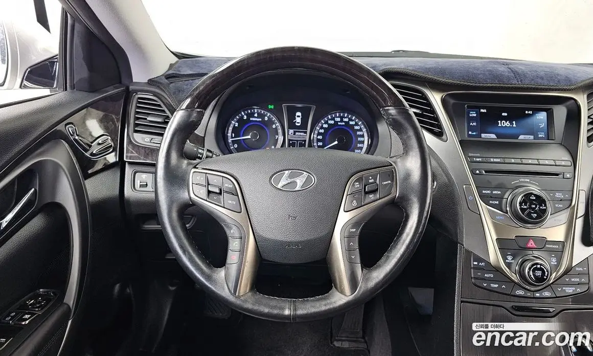 Hyundai Grandeur 2014 2.4 автомат (гидро), фото 13