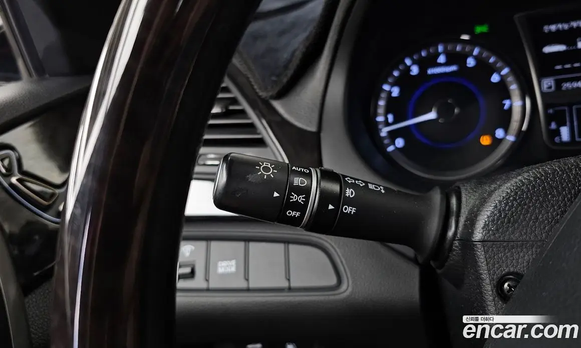 Hyundai Grandeur 2014 2.4 автомат (гидро), фото 18