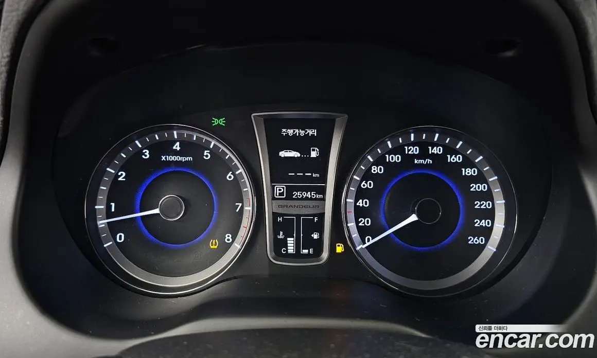 Hyundai Grandeur 2014 2.4 автомат (гидро), фото 8