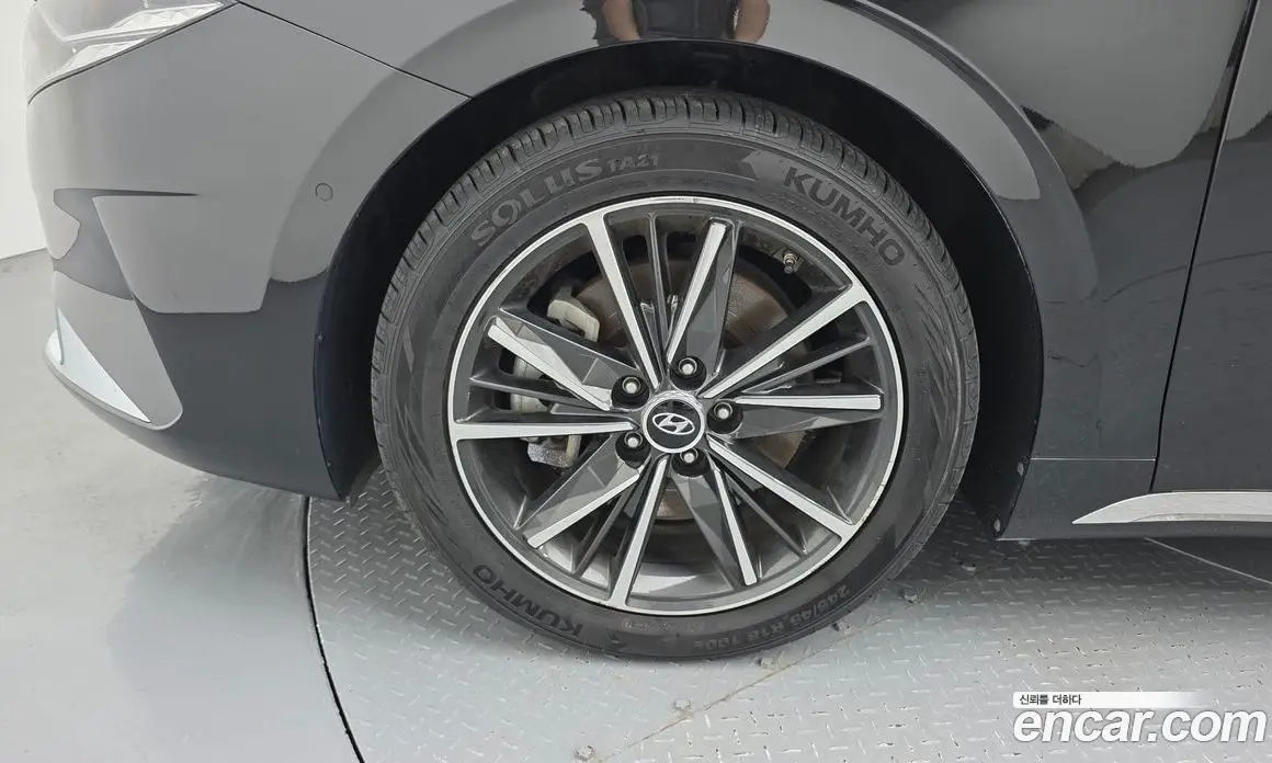 Hyundai Grandeur 2022 3.3 автомат (гидро), фото 5